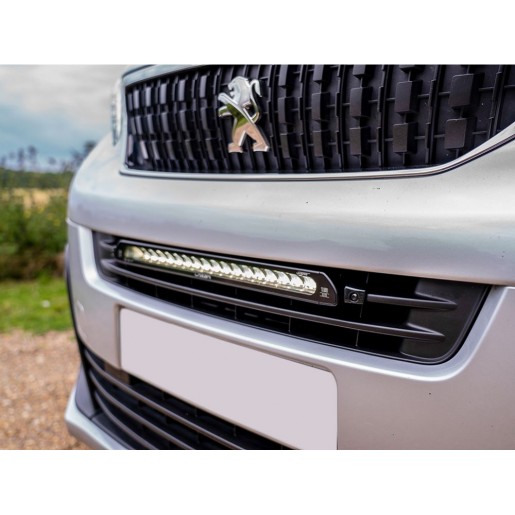 Комплект оптики на Peugeot Expert от 2016 в решетку радиатора GK-PEX-01K